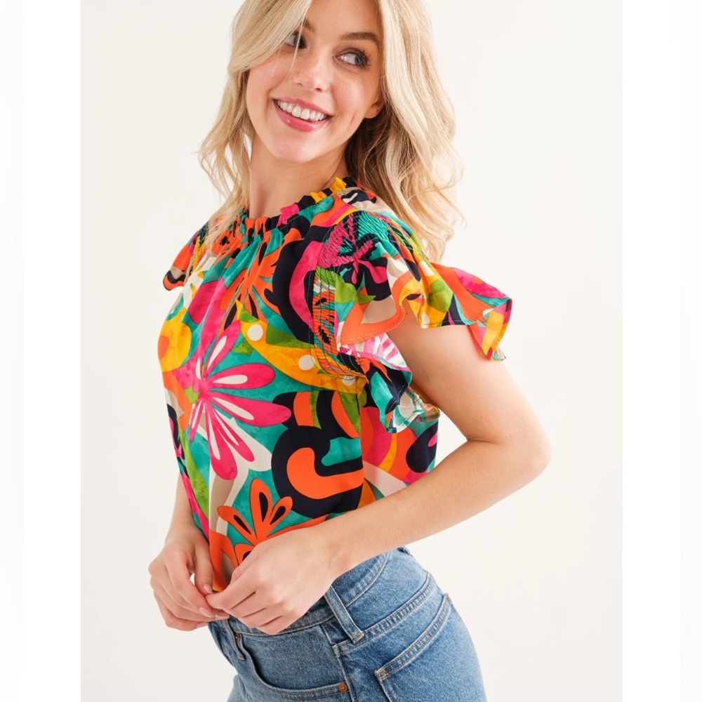 Floral Print Ruffle Short Sleeve Top - Picture 3 of 4